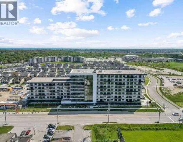 1624 LAUZON Unit# 902 | 1624 LAUZON Unit# 902, Windsor - Photo 1