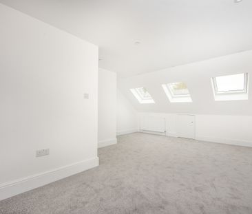 2 bedroom maisonette to rent - Photo 3