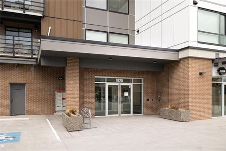 1bed, 1bath condo close to everything - Photo 3