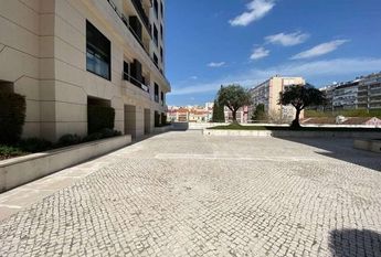 Apartamento T3 em Lisboa