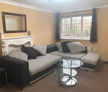 3 Bed Detached House, Meadow Brown Road, NG7 - Photo 2