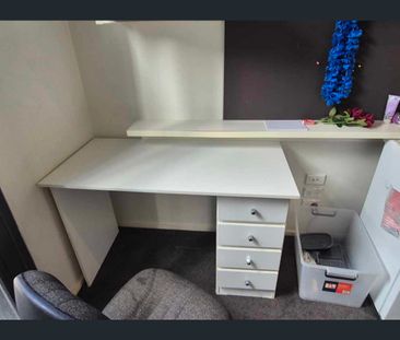 ???? Carlton Central Studio Apartment | Steps to UniMelb & CBD | $3... - Photo 1