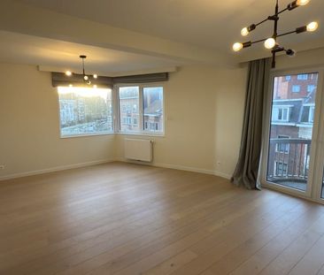 Appartement te huur - Foto 2