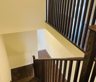 For Lease - 20 Donald Ficht Crescent Unit# MAIN & 2ND, Brampton, On... - Photo 1