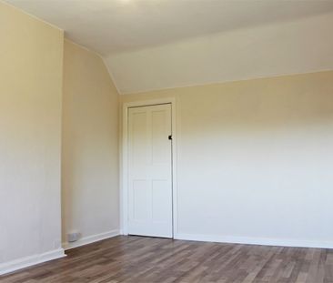 Wellington Road, Taunton - Photo 1