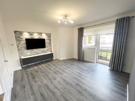 Castlemilk Drive, Glasgow, G45 9UZ - Photo 1