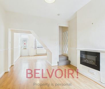 Terraced House to rent on - Photo 3