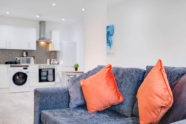 1 bedroom apartment to rent - Photo 1