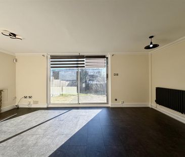 2 Bedroom House To Let - Photo 2