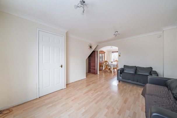 Gables Close, Lee, SE12 - Photo 1