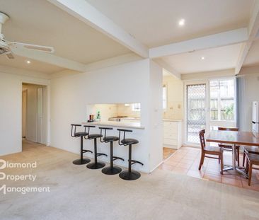 Family Home in Prime Wantirna Location - Photo 1