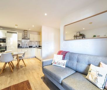 2 Bedroom Apartment to Rent in Palm House, 70 Sancroft Street, Lond... - Photo 4