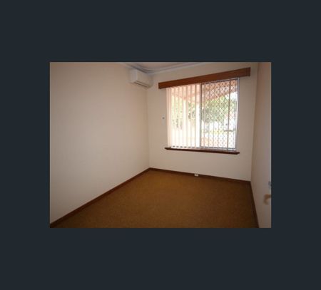 6 Markham Way, High Wycombe, WA 6057 - Photo 3