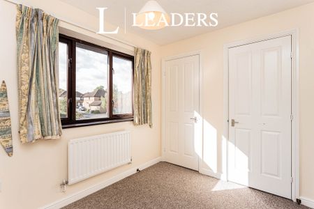 2 bedroom house to rent Mayhouse Road, Burgess Hill, West Sussex, RH15 - Photo 3