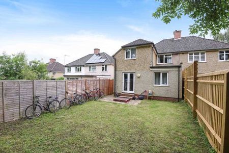 5 bedroom semi-detached house to rent - Photo 5