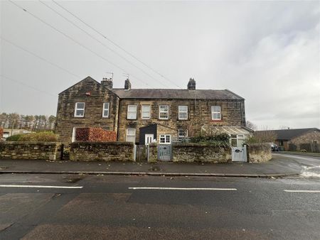 3 bedroom terraced house to rent - Photo 2