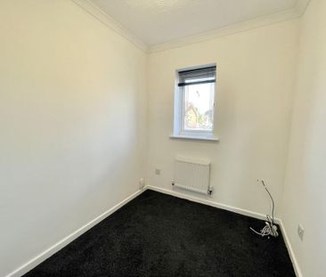 3 bedroom link detached house to rent - Photo 6