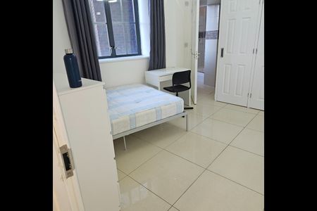2 Bed Flat, Commercial Street, E1 - Photo 3