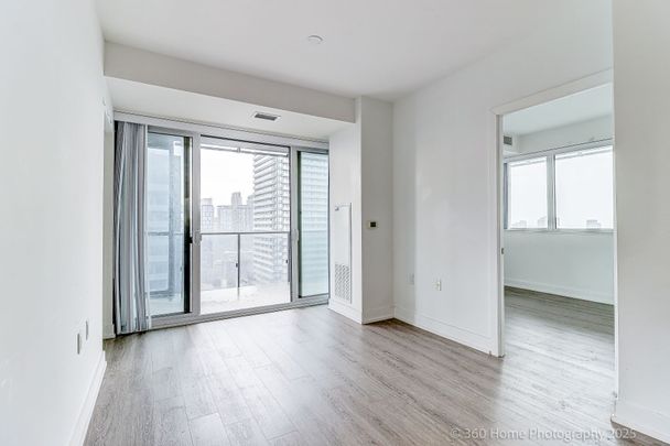 For Lease - 7 Grenville Street Unit# 4105, Toronto, Ontario - Photo 1