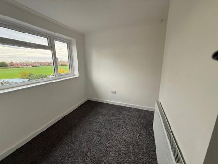 2 bedroom property to rent - Photo 2