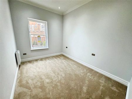 Station Road, Harlow, Essex - Photo 4