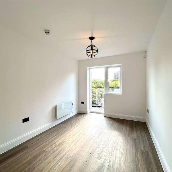 Church Road, Acton, W3 - Photo 1