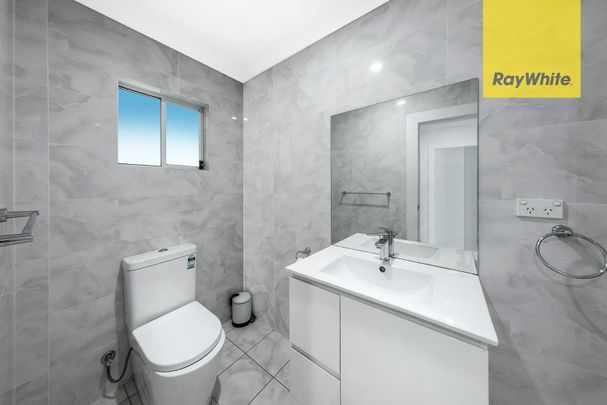 Modern 3-Bedroom Home in prime location - Photo 1