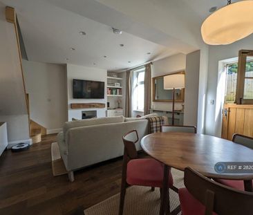 3 bedroom detached house to rent - Photo 1