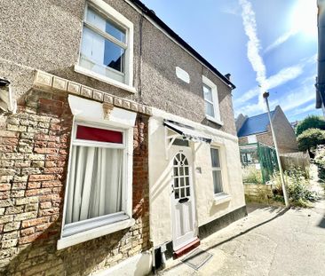 1 bedroom semi-detached house to rent - Photo 2