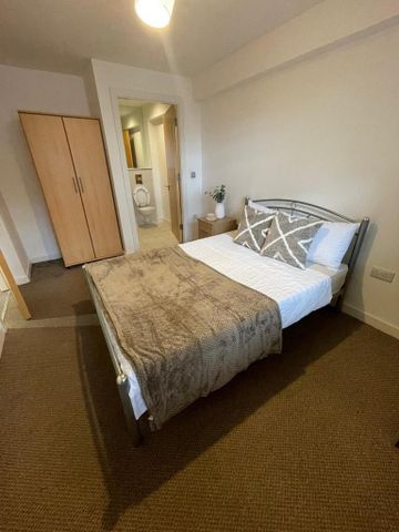 2 bedroom flat to rent - Photo 5