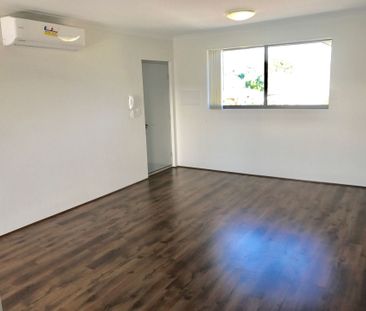 Cloverdale - Photo 4