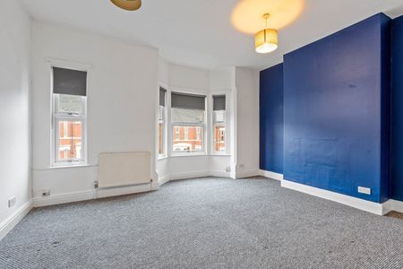 3 Bed Terraced House, Northumberland Road, CV1 - Photo 2