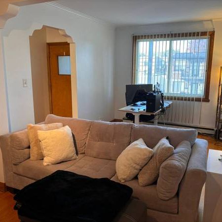 Large and Spacious 2-bedroom Apartment $1590/month - Photo 4