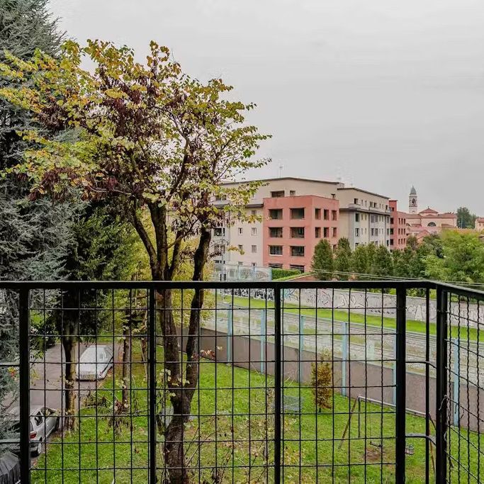 Via Assietta, Milan, Lombardy 20161 - Photo 1