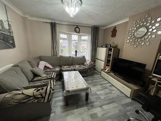 4 bedroom house to rent - Photo 1