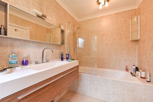 A spacious two bedroom apartment with off-street parking and garage in a peaceful setting. - Photo 1