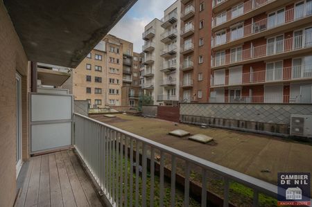 Prachtig, gemeubeld appartement in standingvolle residentie, op de Kustlaan, met open zicht - Foto 3