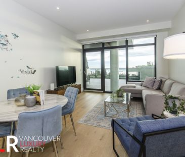 Condo in West Vancouver, BC - Photo 6
