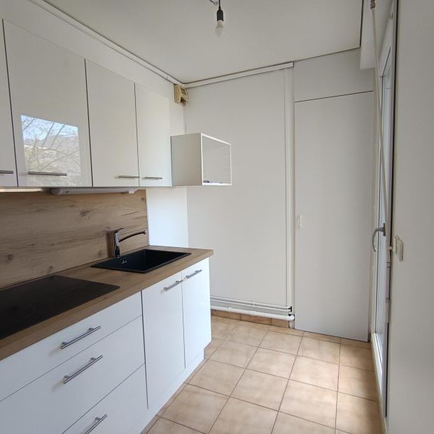 Appartement T2 à GRENOBLE - Photo 1