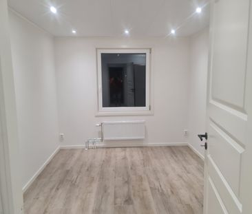 Stockholmsvägen, Mariestad - Foto 1