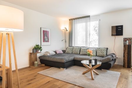 Moderne 3.5 Zimmerwohnung mit Balkon - Photo 2