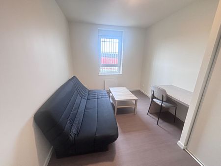 Location Appartement 1 pièce 42m² LE HAVRE 76600 - Photo 4