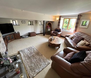 4 bedroom barn conversion to rent - Photo 2