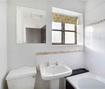 1 bedroom semi-detached house to rent - Photo 6