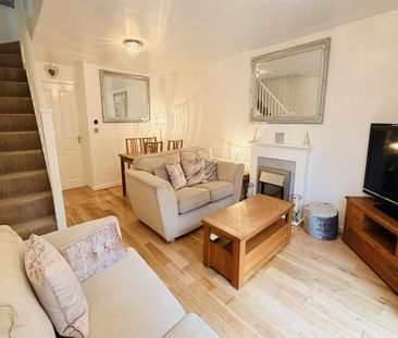 2 bedroom semi-detached house to rent - Photo 3