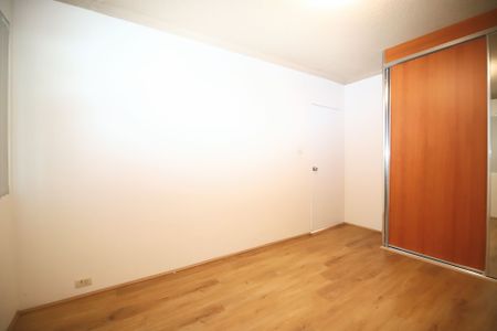 Spacious Two-Bedroom Unit in Prime Punchbowl Location - Photo 4