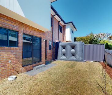 1/2 Henry Street, Adamstown NSW 2289 - Photo 4