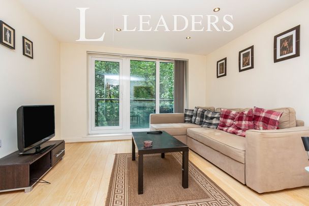 1 bedroom apartment to rent Victoria Way, Woking, GU21 - Photo 1