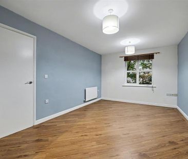 2 bedroom ground floor flat to rent - Photo 6