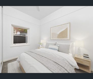 2 bedroom Lower Duplex Apartment with Oversized Private Garden - Photo 2